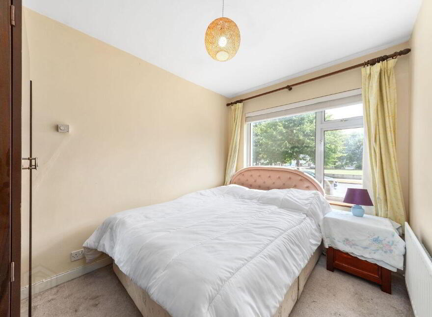 154 Santry Close, Dublin 9, D09F2P4