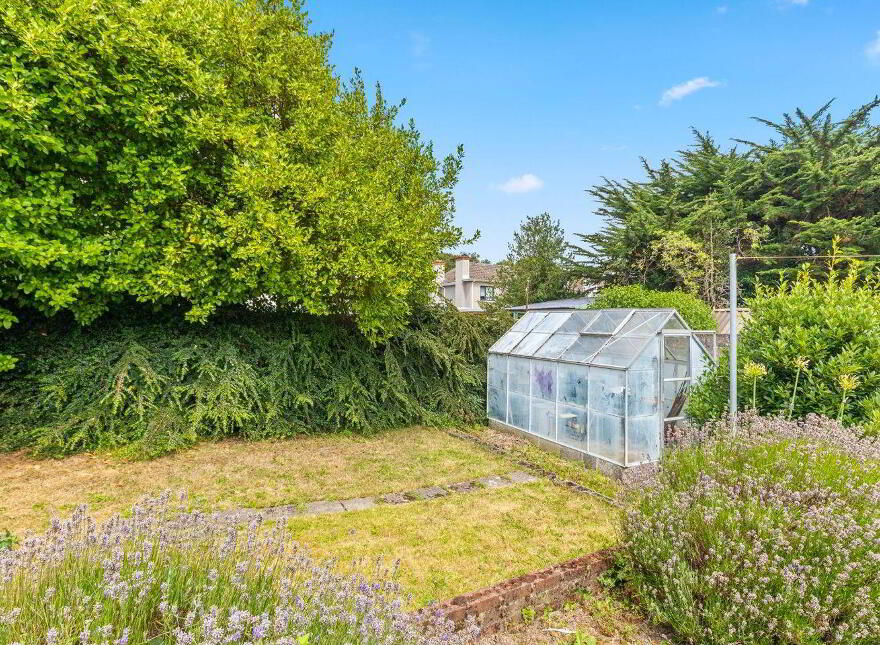 154 Santry Close, Dublin 9, D09F2P4