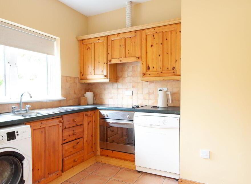 8A Ardamine Grove, Ardamine, Y25WP94