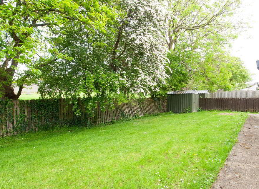 8A Ardamine Grove, Ardamine, Y25WP94