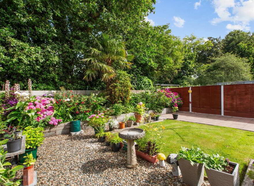 80 Hazelwood, Gorey, Y25CP20