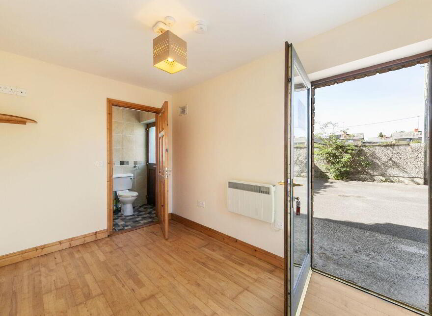Union Hall, Pearse Street, Gorey, Y25W3P9