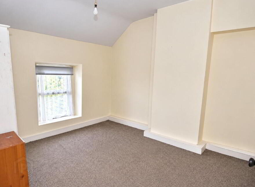 6 Pearse Street, Gorey, Y25HY88