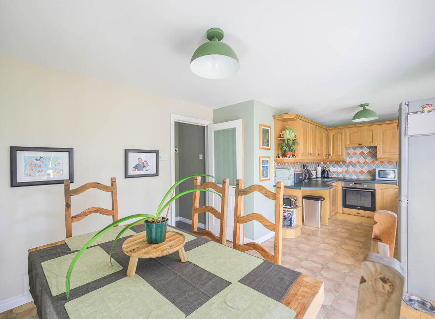16 Lord Warden's Green, Bangor, BT19 1YR