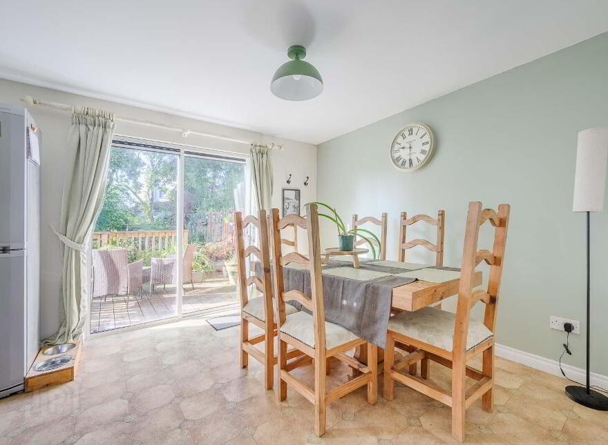 16 Lord Warden's Green, Bangor, BT19 1YR