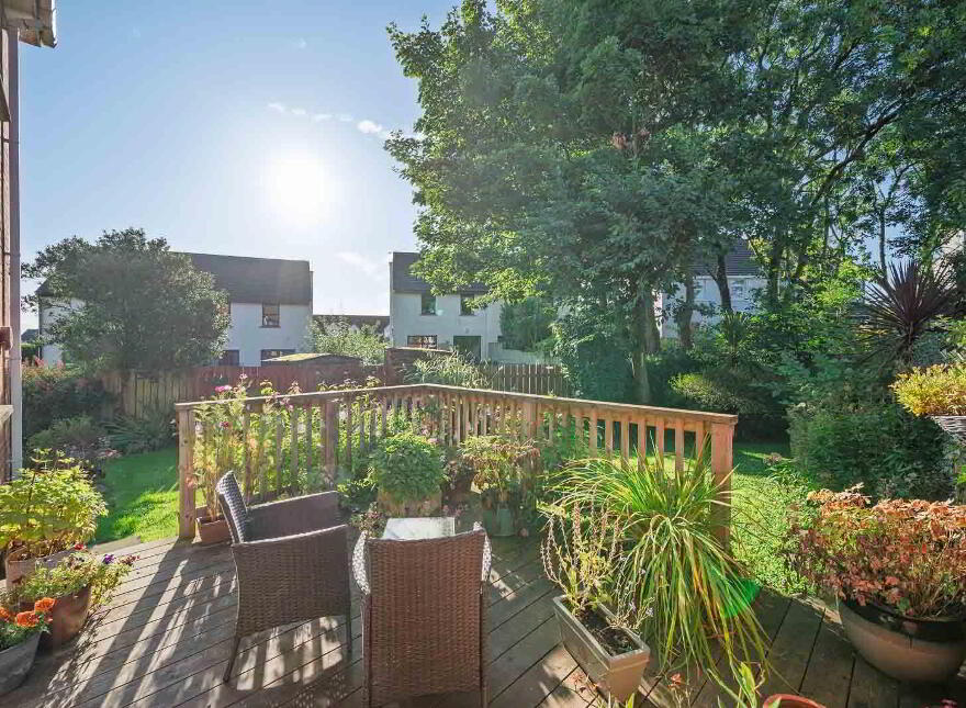 16 Lord Warden's Green, Bangor, BT19 1YR