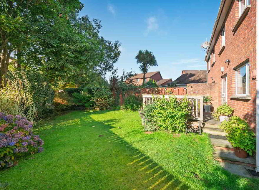 16 Lord Warden's Green, Bangor, BT19 1YR