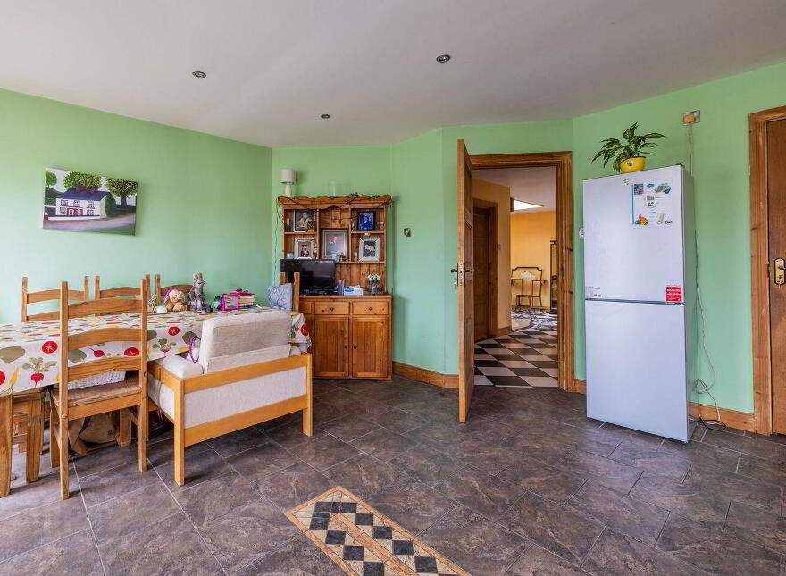 2 The Alcove, Channel Road, Rush, K56X650