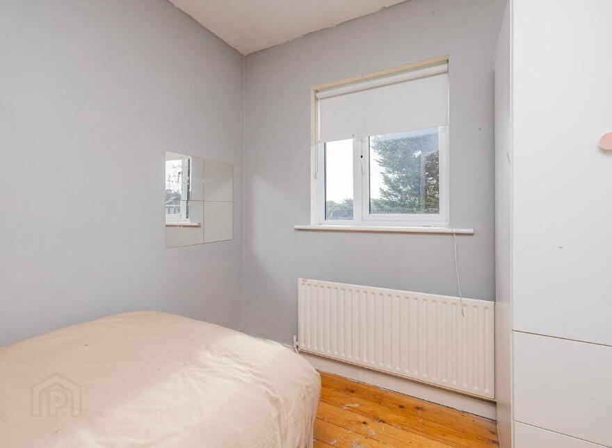 13 The Crescent, St. Catherines, Rush, K56HD36