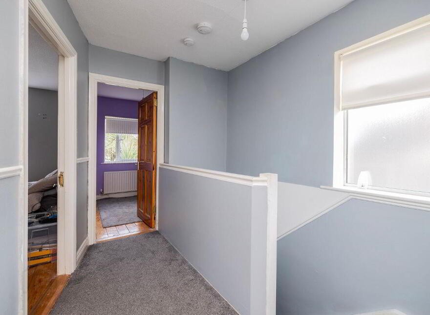 13 The Crescent, St. Catherines, Rush, K56HD36