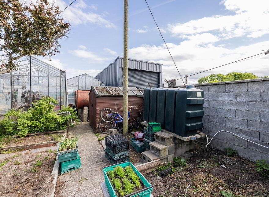 House And Glasshouses, Sundrive Road, Rush, K56FH32