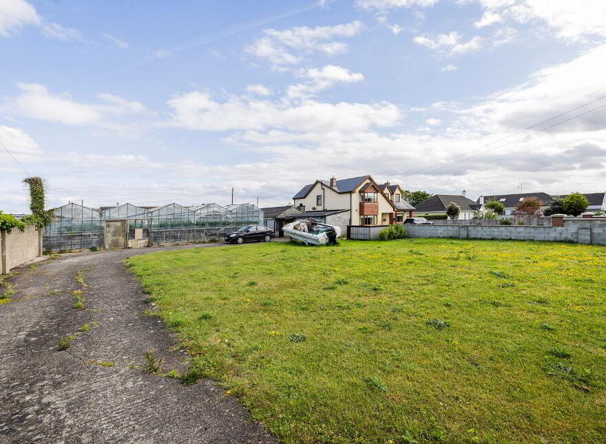 House And Glasshouses, Sundrive Road, Rush, K56FH32
