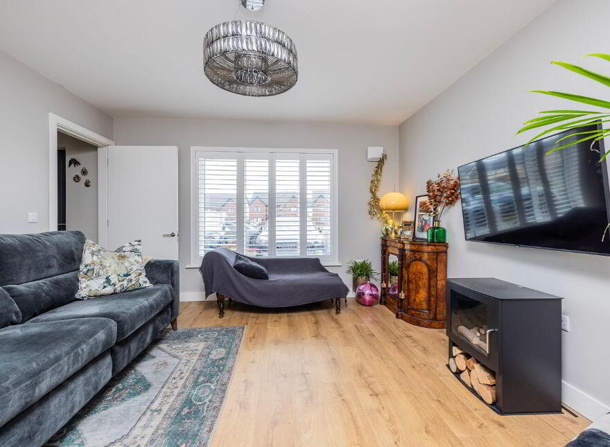 48 Mariners Avenue, Mariners Way, Rush, K56FX32