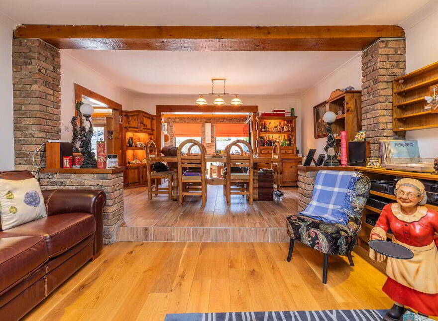 Wintzerhaus, Channel Road, Rush, K56WK85