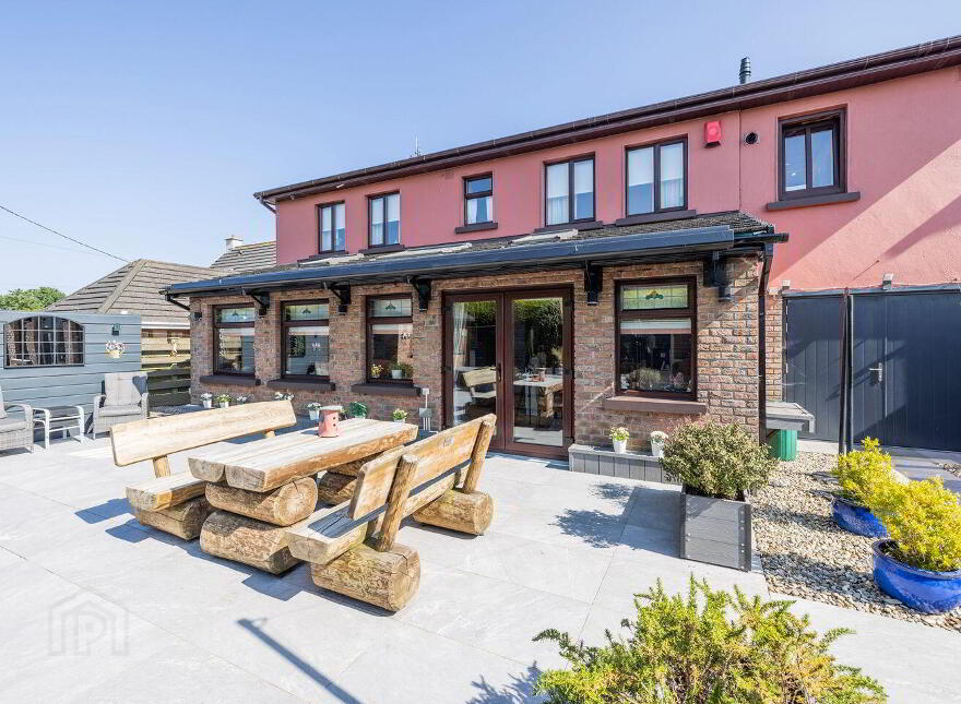 Wintzerhaus, Channel Road, Rush, K56WK85