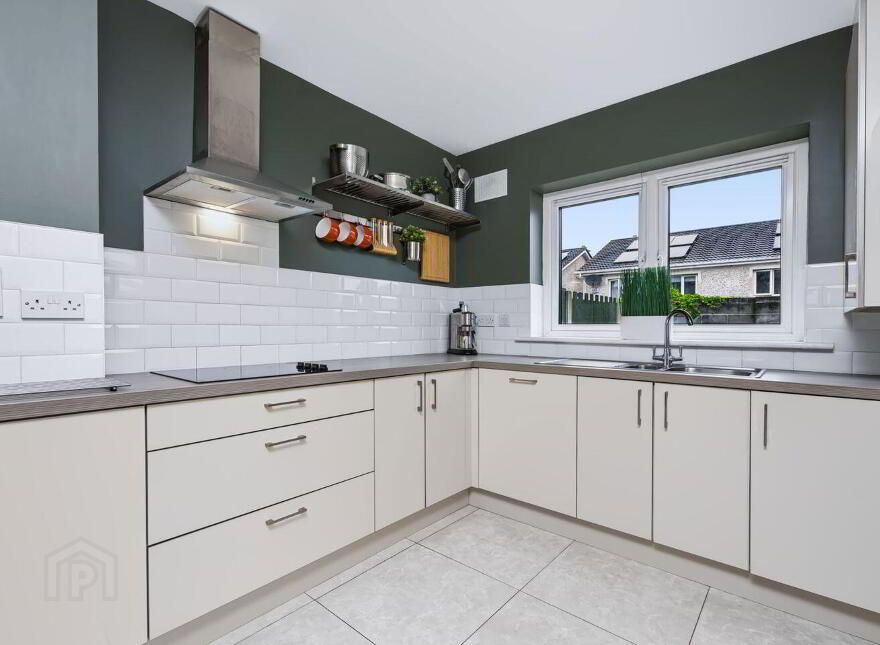 18 Castleland Park Place, Balbriggan, K32RY70