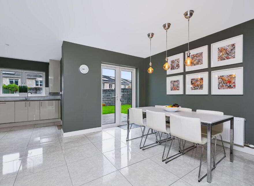 18 Castleland Park Place, Balbriggan, K32RY70