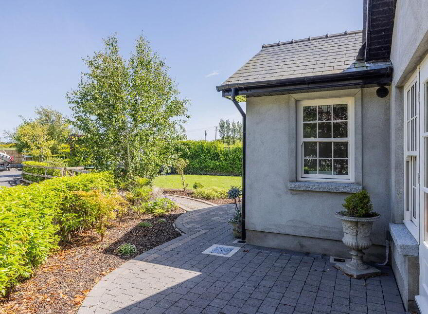 Faoi Lion Sail, Spout Road, Rush, K56RY19
