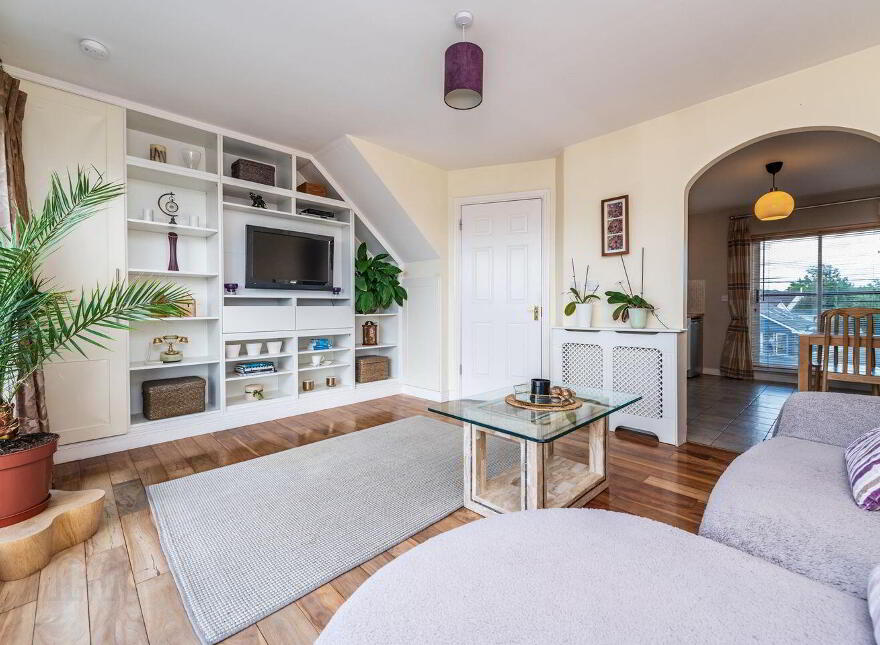 12 Sallins Town Centre, Clane Road, Sallins, W91PY53