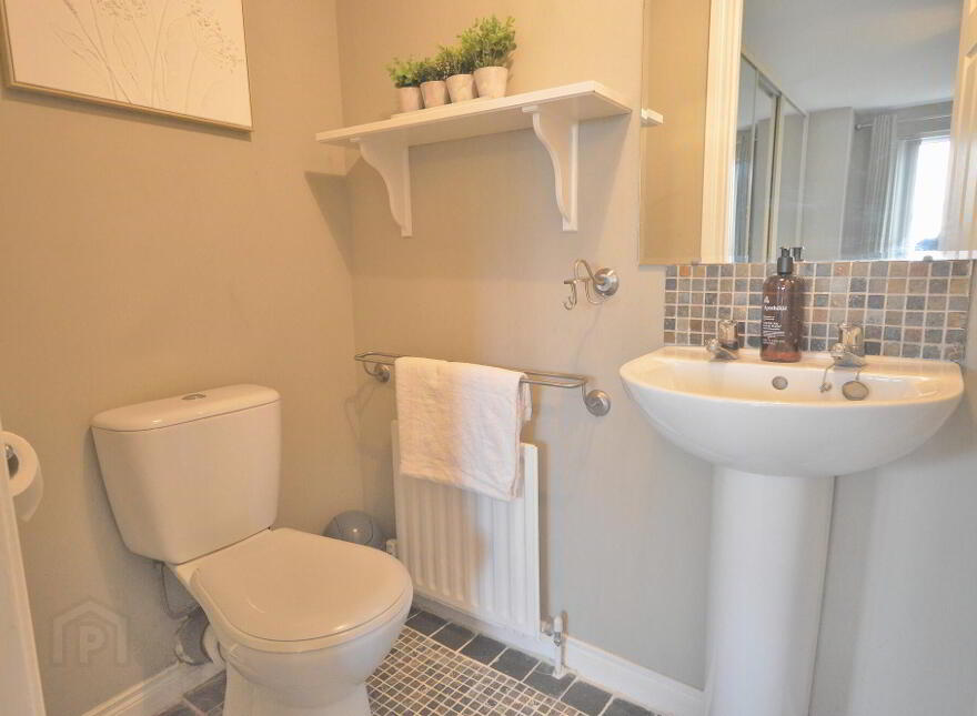 Apt 1, 53 Bryansburn Road, Bangor, BT20 3SD