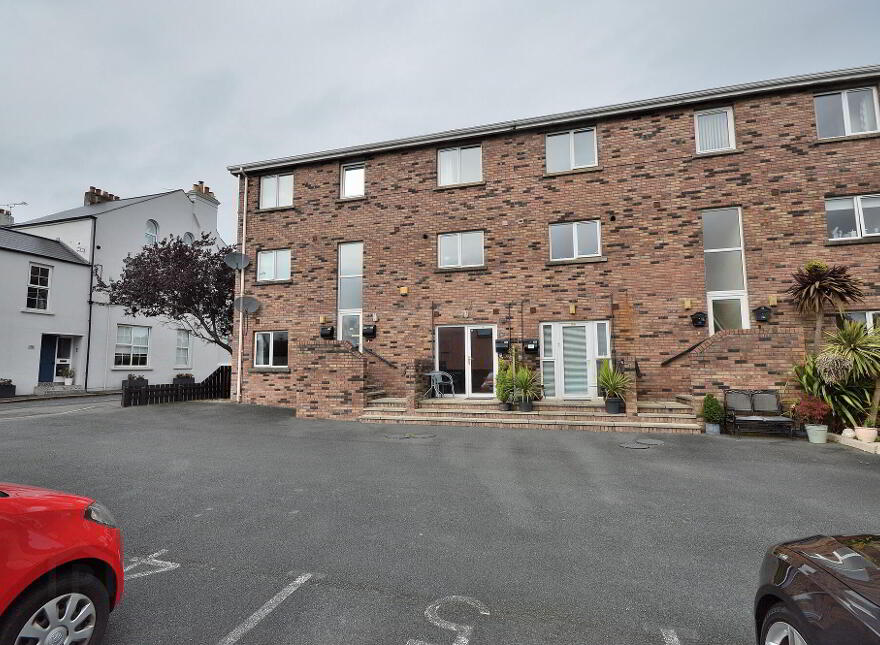 Apt 1, 53 Bryansburn Road, Bangor, BT20 3SD