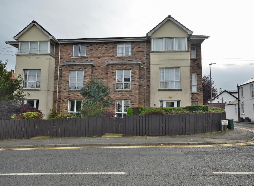 Apt 1, 53 Bryansburn Road, Bangor, BT20 3SD
