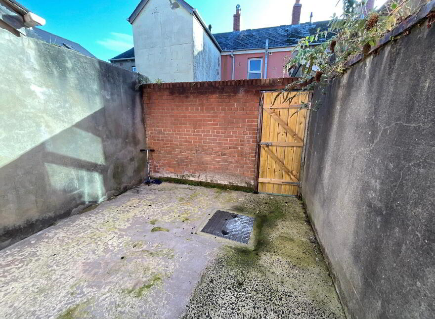 25 Acton Street, Belfast, BT13 3GU