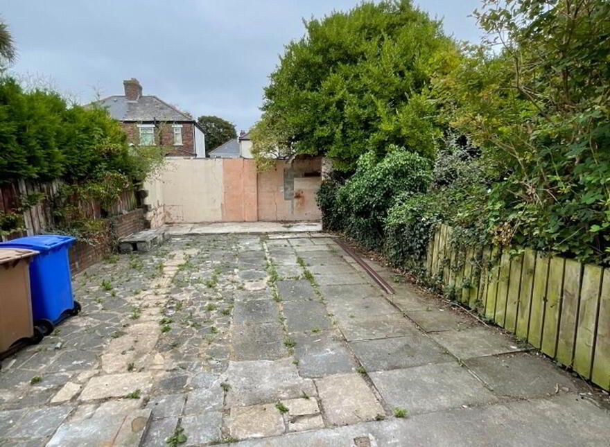 13 Silverstream Parade, Belfast, BT14 8GR