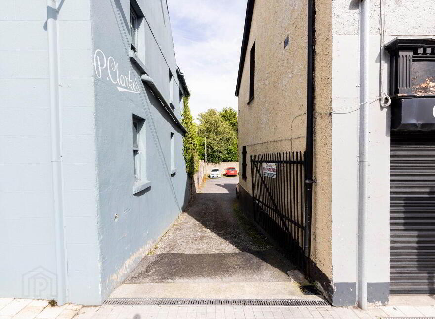 Site, With Derelict House, Bridge Street, Navan