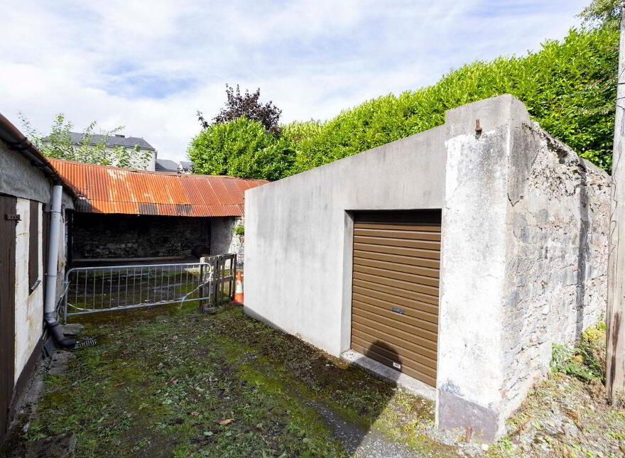 Site, With Derelict House, Bridge Street, Navan