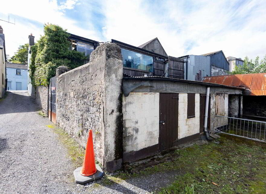Site, With Derelict House, Bridge Street, Navan