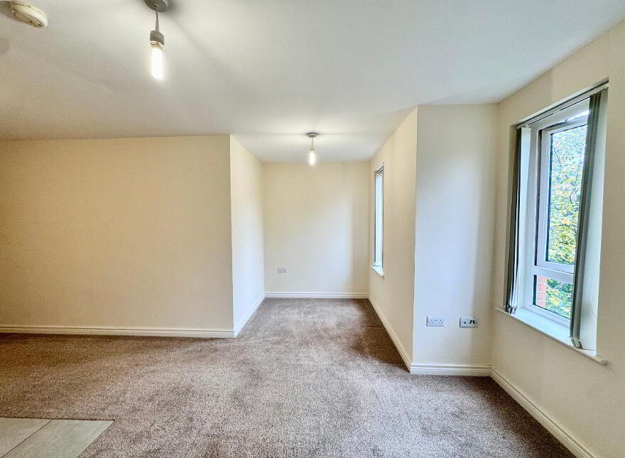 Apt 3, 187 West Circular Road, Belfast, BT13 3QF