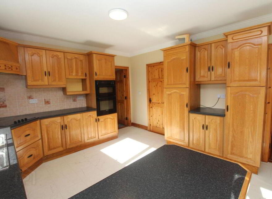 Knockloughlin, Newtownforbes, Newtownforbes, N39H1X8