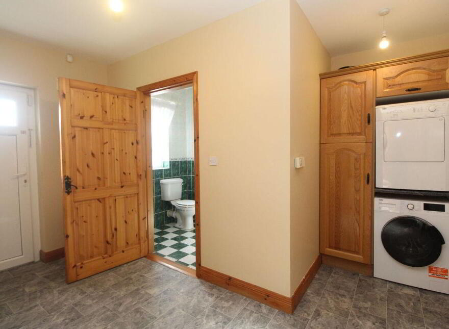 Knockloughlin, Newtownforbes, Newtownforbes, N39H1X8