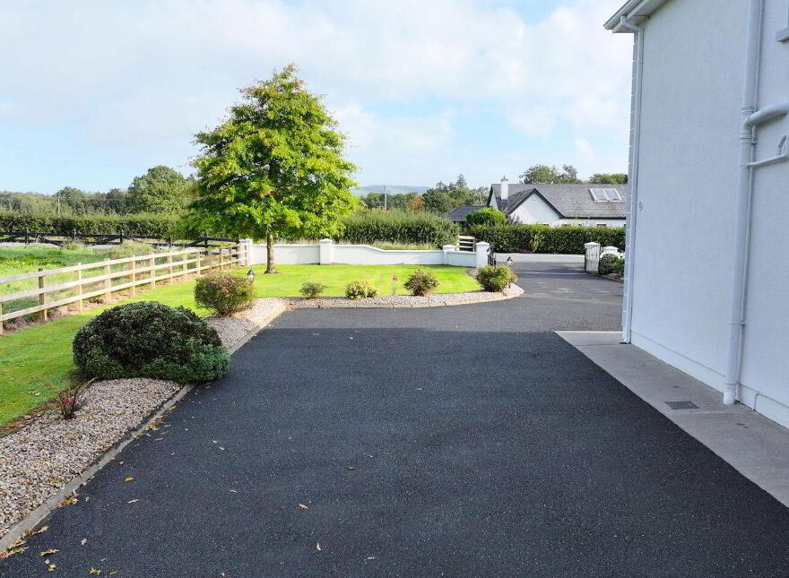 Knockloughlin, Newtownforbes, Newtownforbes, N39H1X8