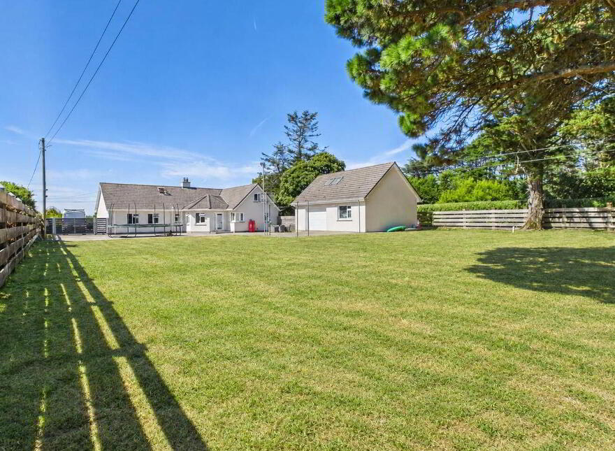 Stella Maris, Burrow, Rosslare Strand, Y35RR88