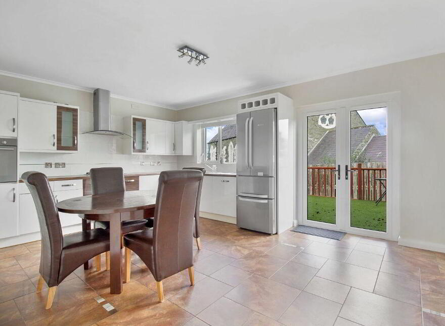 27 Orchard Grove, Newtown Cunningham, F93W326