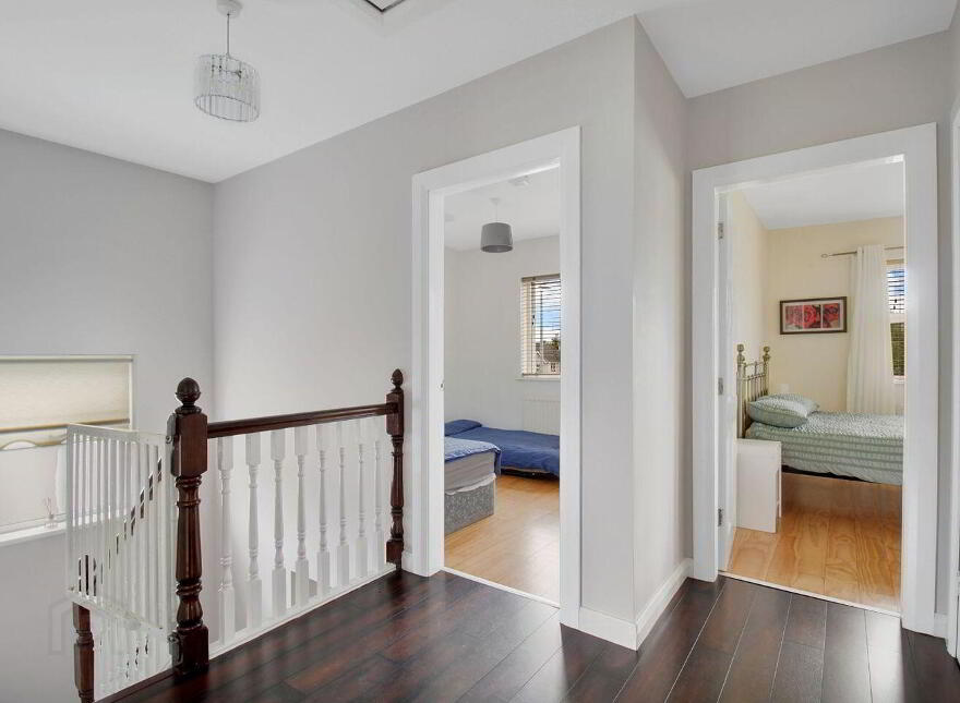 27 Orchard Grove, Newtown Cunningham, F93W326