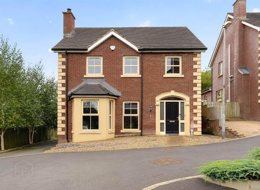5 Quillyburn Hall, Dromore, BT25 1FY