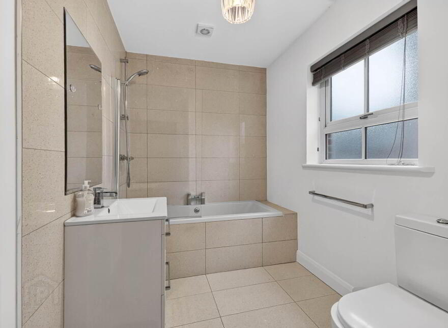 5 Quillyburn Hall, Dromore, BT25 1FY