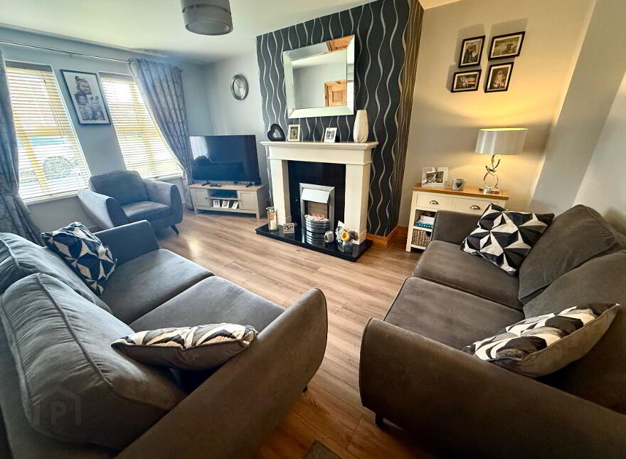Ivy Mead Mews, Waterside, Derry, BT47 3FH