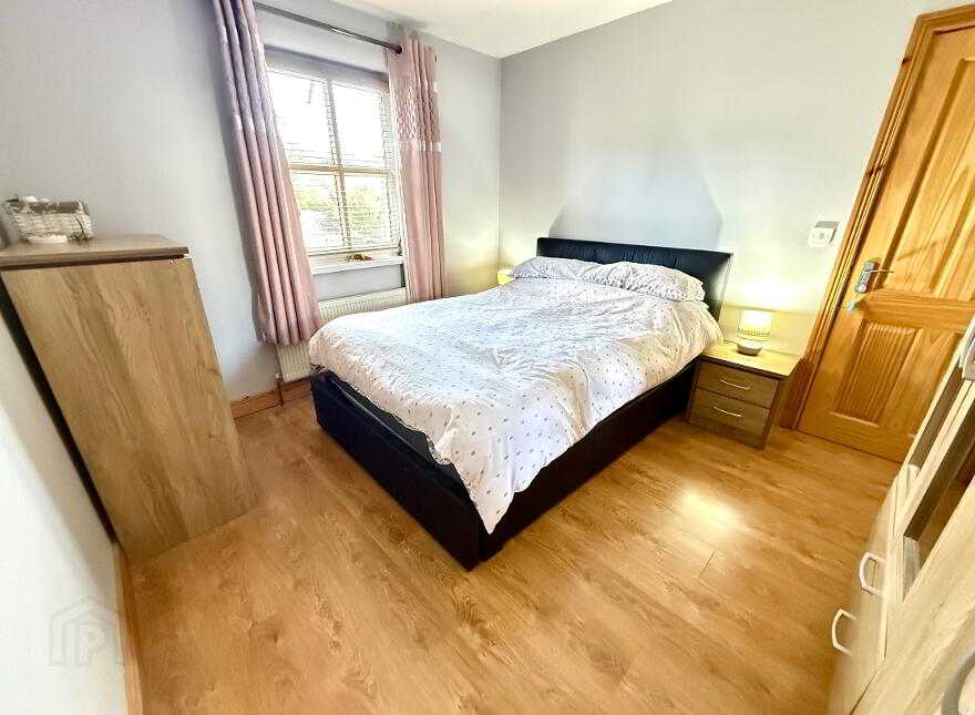 Ivy Mead Mews, Waterside, Derry, BT47 3FH