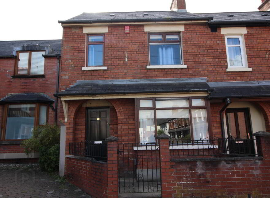 16 Windsor Drive, Belfast, BT9 7FH