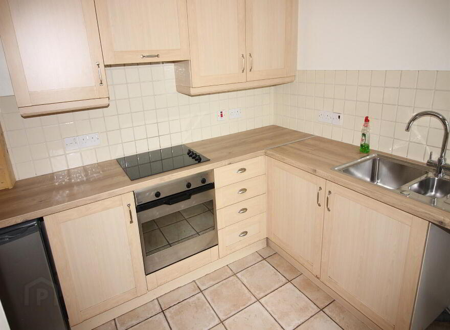 16 Windsor Drive, Belfast, BT9 7FH