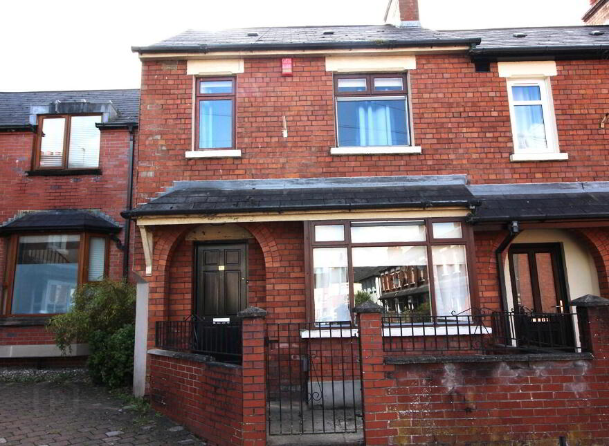 16 Windsor Drive, Belfast, BT9 7FH
