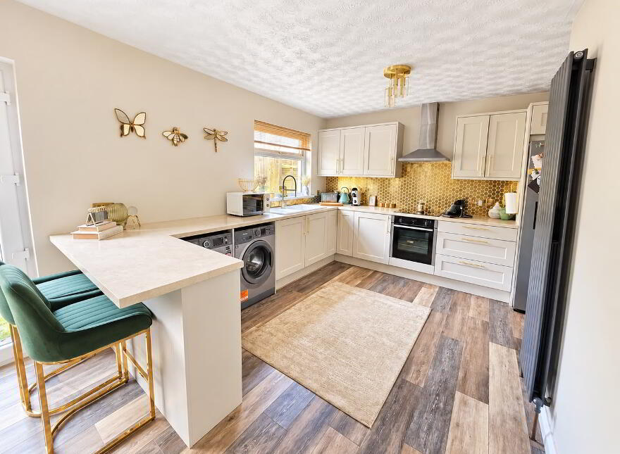 20 Tudor Drive, Carrickfergus, BT38 9TT