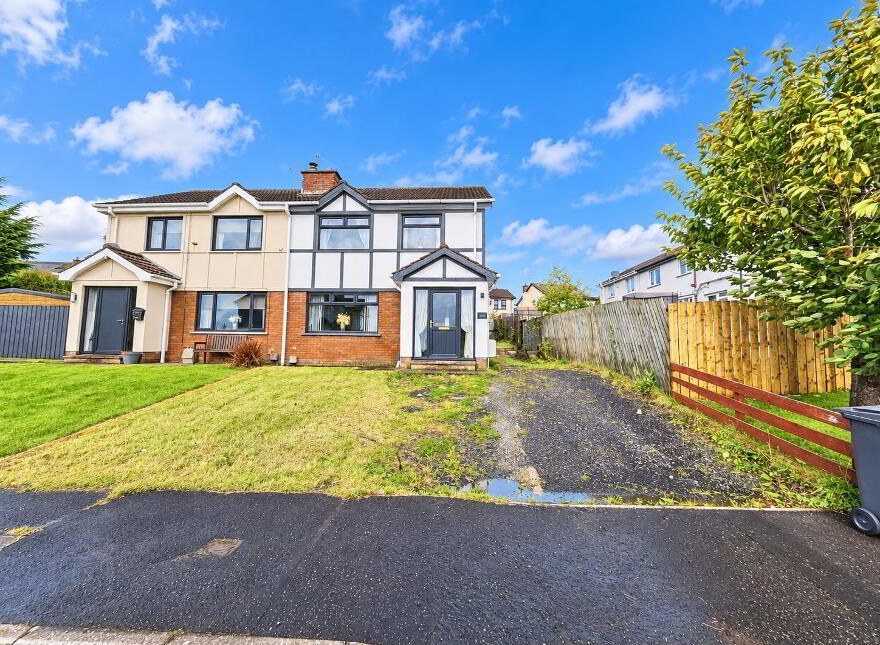 20 Tudor Drive, Carrickfergus, BT38 9TT