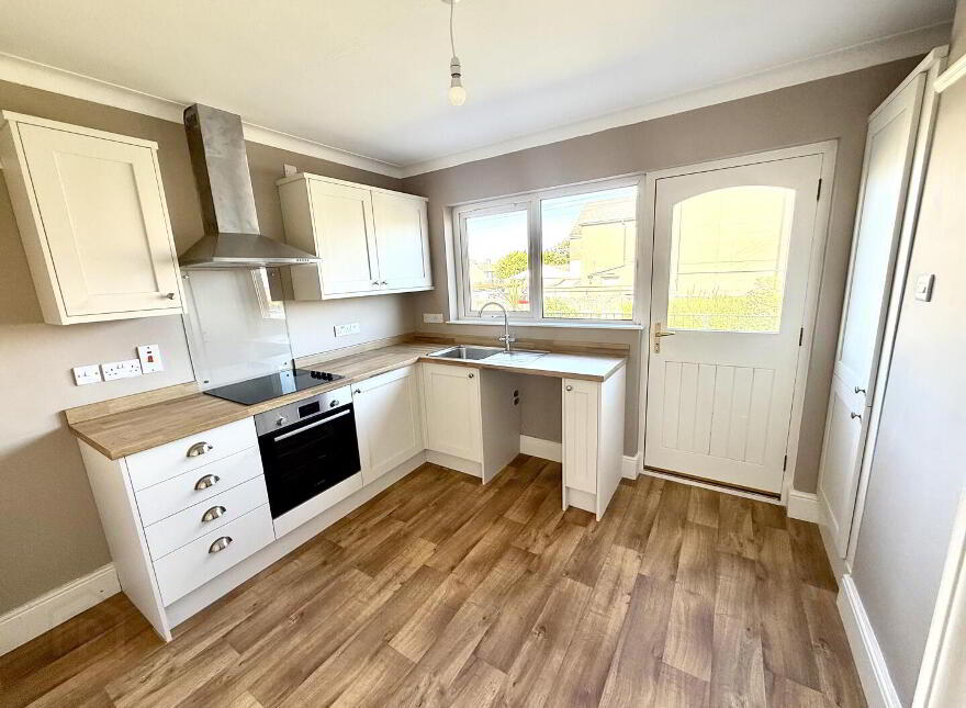 1B Clifton Road, Bangor, BT20 5EW