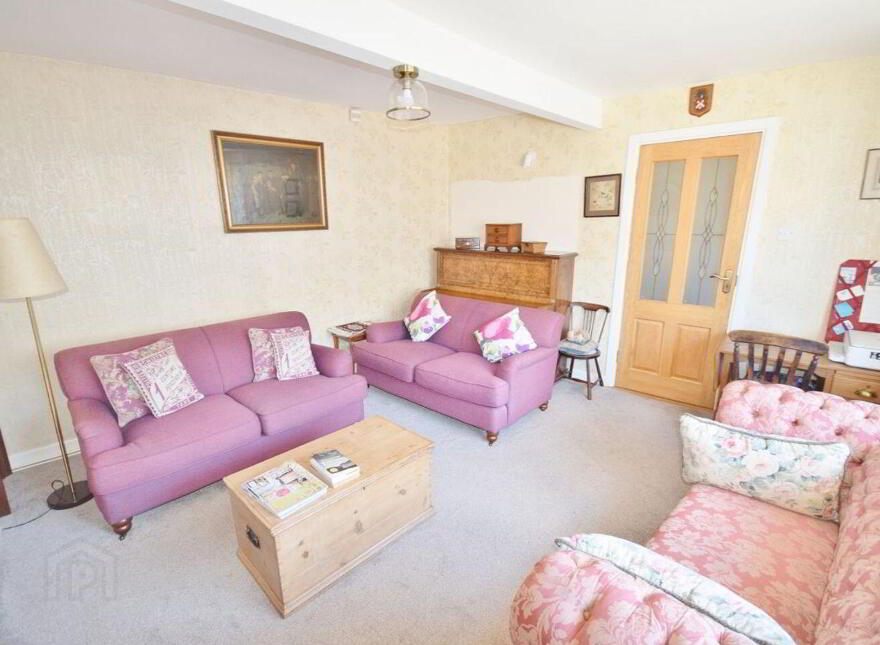 Lower Mall, Glin, V94FW2X
