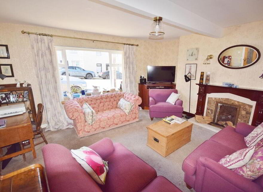 Lower Mall, Glin, V94FW2X